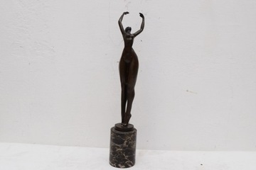 akt NOWOCZESNA TANCERKA figura z brązu GRAWER