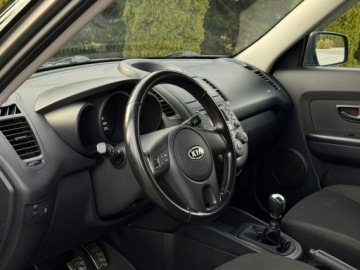 Kia Soul I Crossover 1.6 CRDI VGT 128KM 2009 Kia Soul I 1.6 CRDI Attract, zdjęcie 21