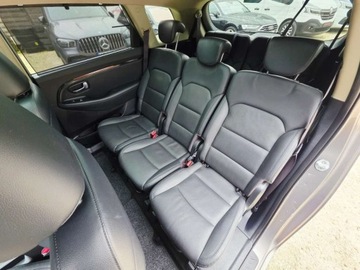 Kia Carens IV Minivan Facelifting 1.7 VGT CRDI 141KM 2017 Kia Carens 1.7CRDi 141KM DCT 7osob Xenon LED Kamera Panorama Wentyle Full, zdjęcie 4