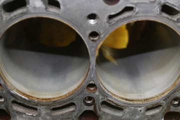 БЛОК ДВИГАТЕЛЯ ДЛЯ СТОЛИКА BFM A8 D3 4.2 V8