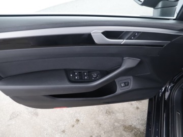 Volkswagen Arteon Fastback Facelifting 2.0 TDI SCR 150KM 2022 Volkswagen Arteon Shooting Brake | Hak | Digital C, zdjęcie 9