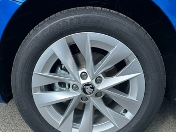 Skoda Octavia IV Liftback 1.5 TSI EVO 150KM 2025 Octavia Edition 130 Selection 1.5 TSI mHEV DSG 150KM 2025, zdjęcie 14