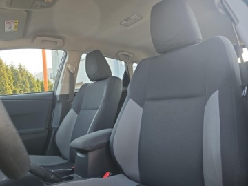 Toyota Auris II Hatchback 5d Facelifting 1.33 Dual VVT-i 99KM 2018 Auris 1.33 VVT-i Active, zdjęcie 11