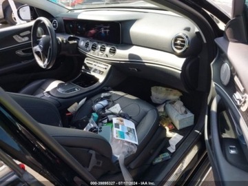 Mercedes Klasa E W213 2022 Mercedes-Benz Klasa E 450 4MATIC ALL-TERRAIN, 2022r., 4x4, 3.0L 3.0 Benzyna, zdjęcie 8