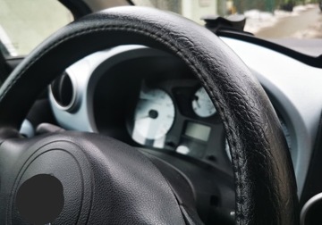 Pokrowce na kierownice czarny skóra nakładka średnica zewnętrzna 37-39 cm.