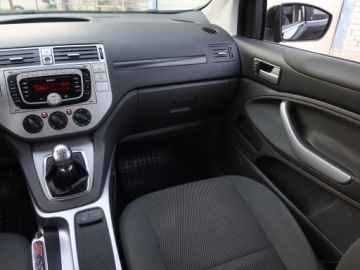 Ford Kuga I 2.0 Duratorq TDCi 140KM 2012 Ford Kuga 2.0 TDCi, 4X4, Klima, Tempomat, zdjęcie 7