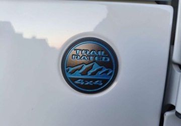 Jeep Wrangler IV Sahara Plug-In Seria 6 2.0 4xe 381KM 2023 Jeep Wrangler Jeep Wrangler 2.0 Hybryda Plug-in 380KM, zdjęcie 36