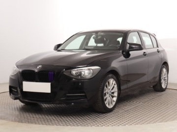 BMW Seria 1 F20-F21 Hatchback 5d 116i 136KM 2014 BMW 1 116i, Klima, Parktronic, zdjęcie 1