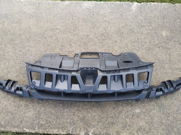 Renault Megane III wzmocnienie zderzaka przód gril