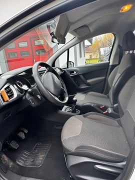 Citroen C3 II Hatchback facelifting 1.2 VTi 82KM 2014 Citroen C3, 2014 r., zdjęcie 4