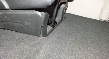 Lancia Voyager 2011-2016 эксклюзивные черные велюровые коврики с резиной