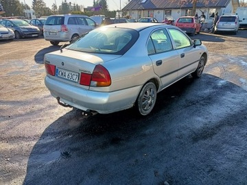 Mitsubishi Carisma 1996 Mitsubishi Carisma 1.6 96r, zdjęcie 3