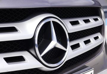 Mercedes GLA I Off-roader 1.6 180 122KM 2017 Mercedes-Benz GLA LIFT 180 Benzyna 122HP Automat Kamera II.wlasciciel GWAR, zdjęcie 38