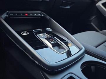 Audi A3 8Y Sportback Facelifting 1.5 35 TFSI 150KM 2025 Audi A3 Sportback Kamera cofania, full led, tempomat, ambient plus, grzane, zdjęcie 18