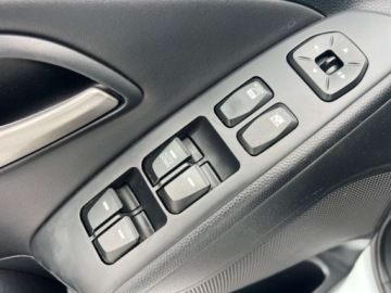 Hyundai ix35 SUV R 2.0 CRDi 184KM 2010 Hyundai ix35 4x4 180KM Nawigacja Kamera Grzane Fotele Nowe Sprzeglo i Rozr, zdjęcie 16