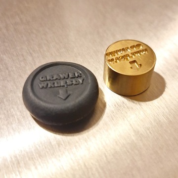 Stempel do laku 40mm MOSIĄDZ referentka +Twoje logo, tekst, grafika, HERB