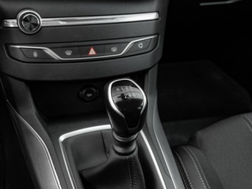 Peugeot 308 II Hatchback Facelifting 1.2 PureTech 130KM 2021 Peugeot 308 WD4492P#1.2 Allure Kamera 360 Virtual, zdjęcie 18