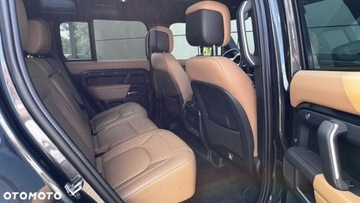 Land Rover Defender IV (L663) Hard Top 90 3.0D R6 250KM 2024 Land Rover Defender Land Rover Defender 3.0 Diesel 250KM, zdjęcie 12