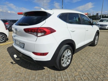 Hyundai Tucson III SUV 1.6 GDI 132KM 2016 Hyundai Tucson 1,6 benzyna 132KM nawigacja kamera, zdjęcie 3