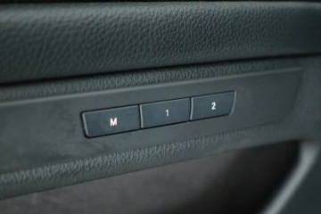 BMW Seria 5 F10-F11 Touring 525d 218KM 2012 BMW 5 525d xDrive, 214 KM, 4X4, Automat, Skóra, zdjęcie 10