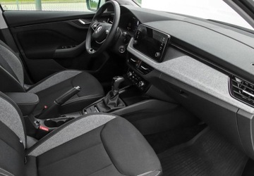 Skoda Kamiq Crossover Facelifting 1.0 TSI 115KM 2024 Skoda Kamiq 1.0 TSI 116KM Selection DSG Fotele Podgrzewane Kamera Cofania, zdjęcie 11