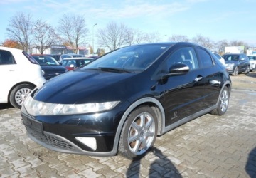 Honda Civic VIII Hatchback 3d 1.8 i-VTEC 140KM 2007 Honda Civic Honda Civic VIII 1.8 Benzyna 140 KM 1.8 Benzyna 140KM