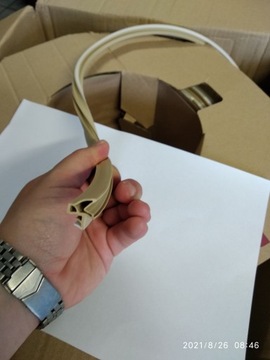 бежевый уплотнитель для межкомнатных дверей с притвором