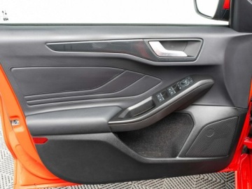 Ford Focus IV Kombi ST Facelifting 2.3 EcoBoost 280KM 2024 Ford Focus ZS700TG#2.3 EcoBoost ST X Pakiet zimowy, zdjęcie 8