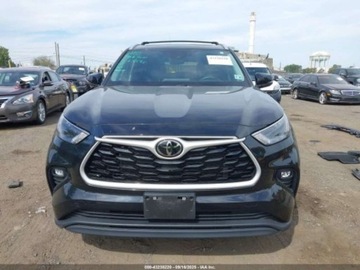 Toyota Highlander III 2023 Toyota Highlander XLE 2023 2.4l 2.4 Benzyna 265KM, zdjęcie 7