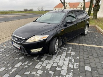 Ford Mondeo IV Sedan 1.8 Duratorq TDCi 125KM 2007 Ford Mondeo Zarejestrowany Klimatronic dwustrefowy, zdjęcie 2
