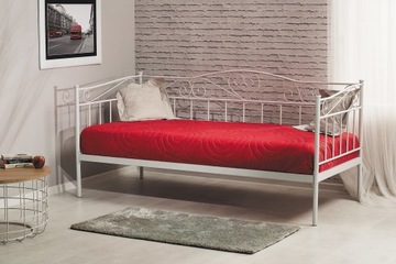 Белая металлическая односпальная кровать с каркасом 90х200.