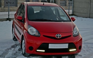 Toyota Aygo I Hatchback 5d Facelifting 1.0 VVT-i 68KM 2012 Toyota Aygo 5 Drzwi KLIMA Zadbany Benzyna 68KM, zdjęcie 3