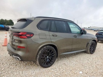 BMW X5 G05 2025 BMW X5 M60i 2025 4.4l 4.4 Benzyna 523KM, zdjęcie 3