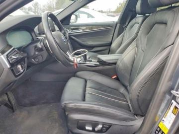 BMW Seria 5 G30-G31 2020 BMW Seria 5 530xi 2020 2.0 Benzyna 248KM, zdjęcie 7