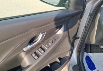 Hyundai i30 III Wagon Facelifting 1.0 T-GDI 120KM 2022 Hyundai i30 1.0 T-GDI 120KM Modern Salon PL gwarancja Benzyna 120KM, zdjęcie 9