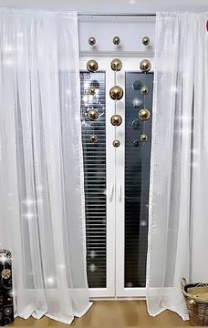 ГЛАДКАЯ БЛЕСТЯЩАЯ МАРНИРОВКА МОРОЗНЫЙ БЛЕСК РАЩЕЛЬНАЯ НИТЬ ДЛЯ ВОЛОС ГОСТИНАЯ