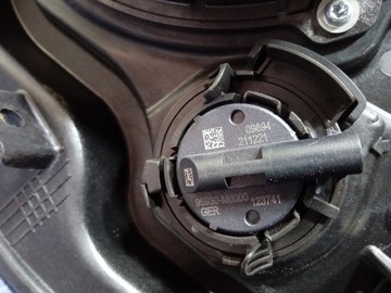 KIA CEED III МОТОР СТЕКЛОРЕГУЛЯТОРА ПЕРЕДНЕГО ЛЕВОГО 82470-J7015