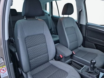 Volkswagen Golf Sportsvan Sportsvan Facelifting 1.0 TSI 110KM 2018 Volkswagen Golf Sportsvan Kamera Zadbany Maly przebieg Benzyna 110KM, zdjęcie 15