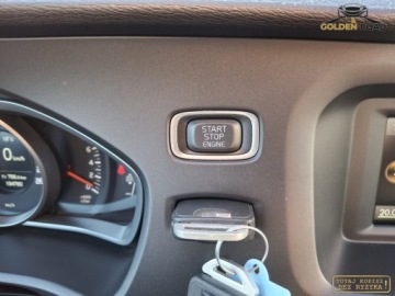 Volvo V40 II 2018 Volvo V40 2,0 benz 122KM klima elektryka grz.fot alu oplacony 2.0 Benzyna, zdjęcie 19