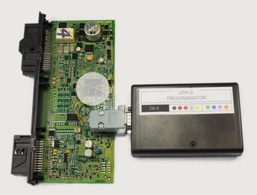 Программатор UPA-USB с плагинами CAS и кабелем