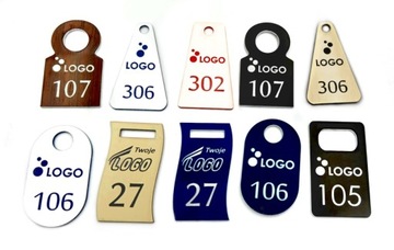 BRELOKI do kluczy hotelowych NUMERKI 6x3 cm 100szt