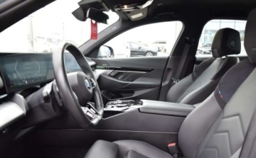 BMW Seria 5 G90-91 2023 BMW Seria 5 520i 190km M Pakiet Brooklyn Salon PL VAT23 Dostepny od reki, zdjęcie 14