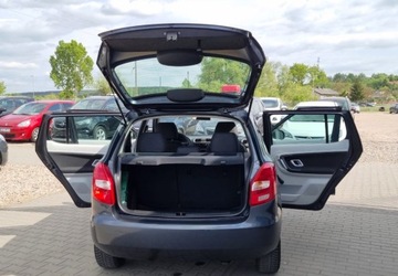 Skoda Fabia II Hatchback 1.4 i 16V 85KM 2007 Skoda Fabia 1,4 MPI Klima 86 km, zdjęcie 27