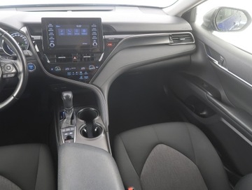 Toyota Camry IX Sedan 2.5 Hybrid Dynamic Force 218KM 2021 Toyota Camry 2.5 Hybrid, Salon Polska, zdjęcie 7