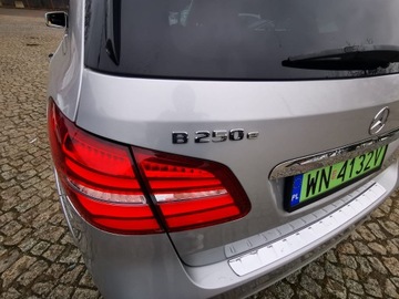 Mercedes Klasa B W246 Sports Tourer Facelifting 2.1 Electric Drive 179KM 2016 MERCEDES B Electric Drive 250 e, Bezwypadkowy, Przebieg 63857km, zdjęcie 26