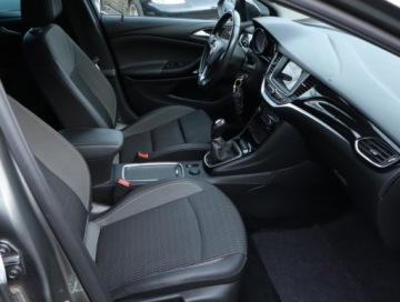 Opel Astra K Hatchback Facelifting 1.2 Turbo 145KM 2021 Opel Astra 1.2 Turbo, Salon Polska, Skóra, Klima, zdjęcie 8