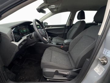 Volkswagen Golf VIII Variant 1.5 TSI 130KM 2023 Volkswagen Golf 1.5 TSI 130KM EVO Life, Serwis ASO, Gwarancja, MALY PRZEBI, zdjęcie 24