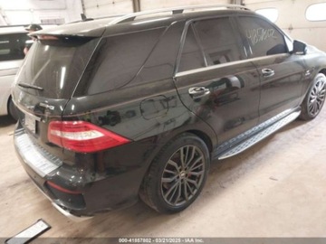 Mercedes Klasa M W166 2014 Mercedes-Benz ML 63 AMG 4Matic 2014 5.5l 5.5 Benzyna 518KM, zdjęcie 5