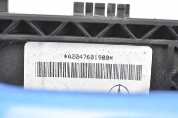 KLIKA DVEŘE LEVÝ PŘEDNÍ MERCEDES W176 A180 12-