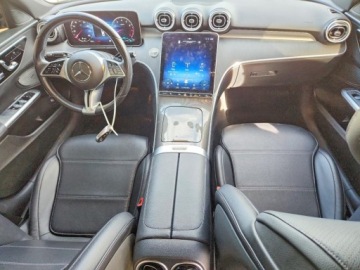 Mercedes Klasa C W206 2022 Mercedes-Benz Klasa C 300 4Matic 2022 2.0 Benzyna 255KM, zdjęcie 8